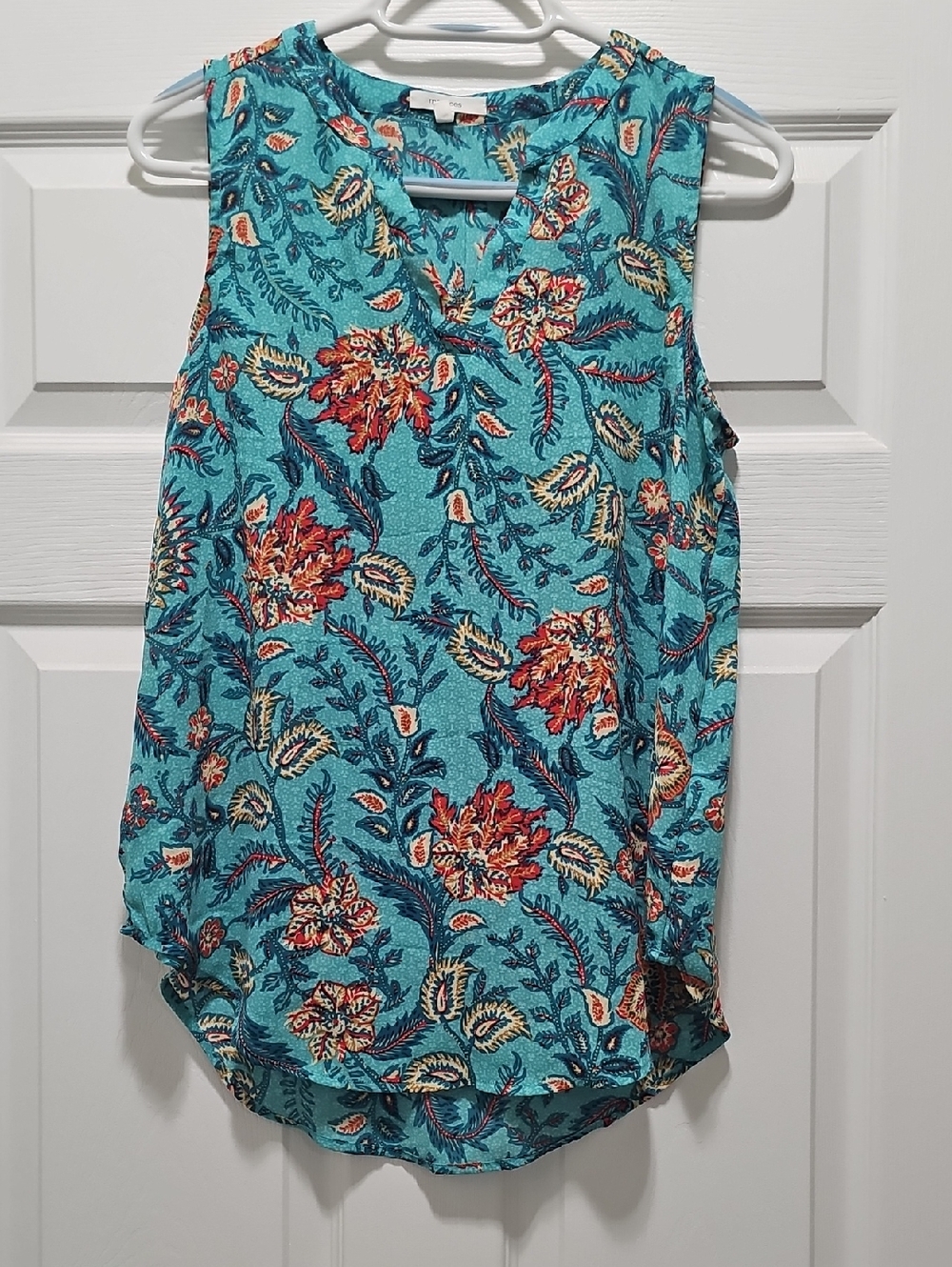 Maurices Teal Floral Sleeveless Keyhole Camisole